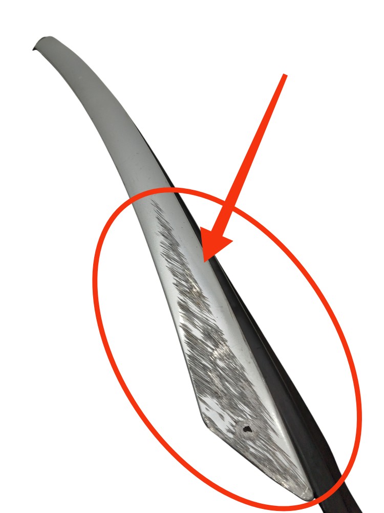 Friso Moldura Parabrisa Le C4 Picasso Glx 2.0 2012 Detalhe 1