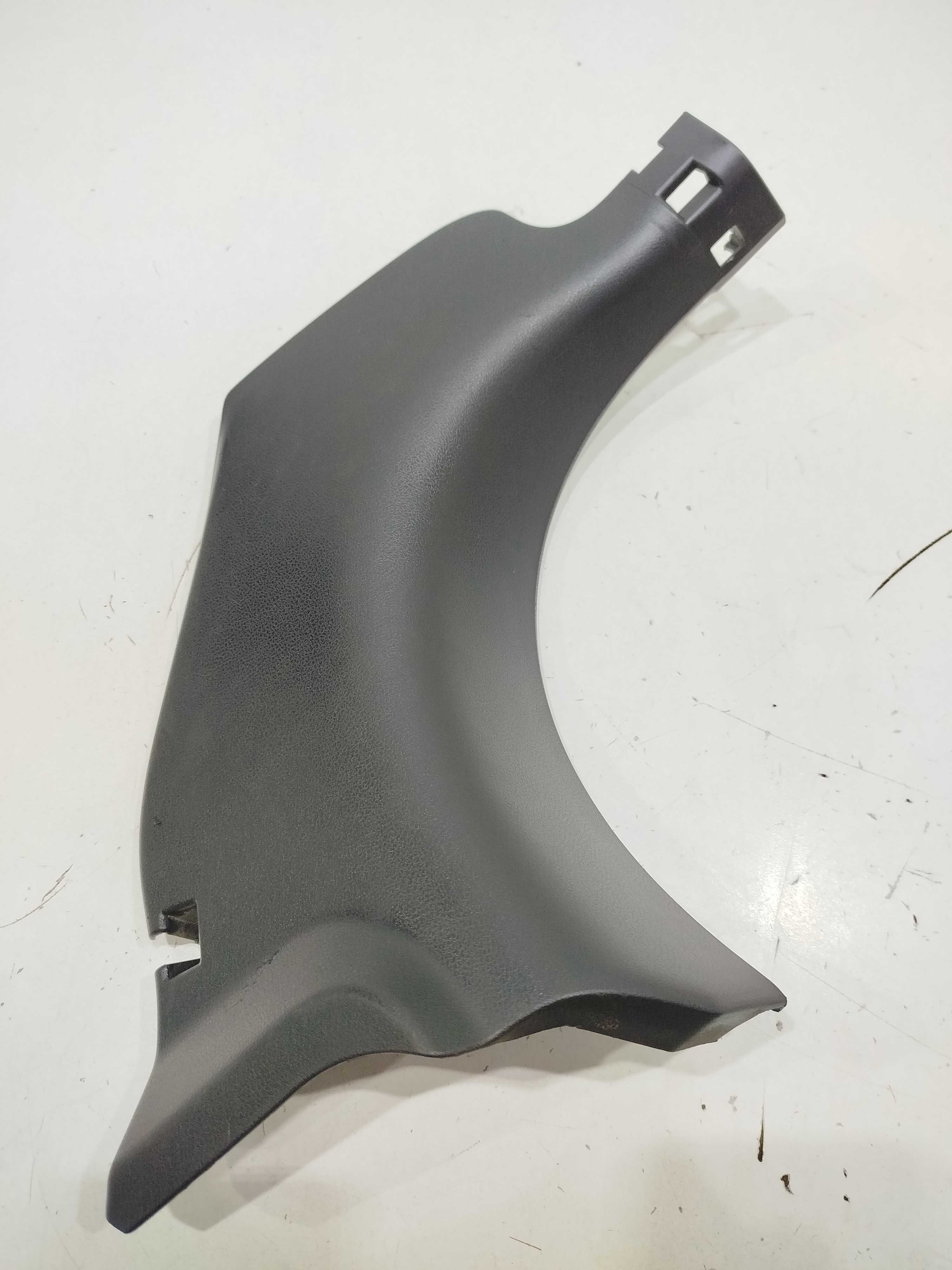 Acabamento Soleira Dianteira Esquerda Nissan Versa 2020 4