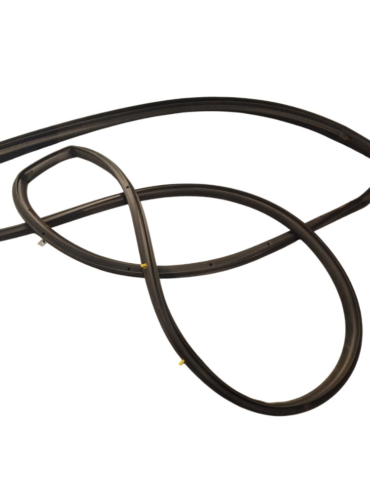 Borracha Entre Portas Tras Esq Nissan Versa v-drive 2021 2