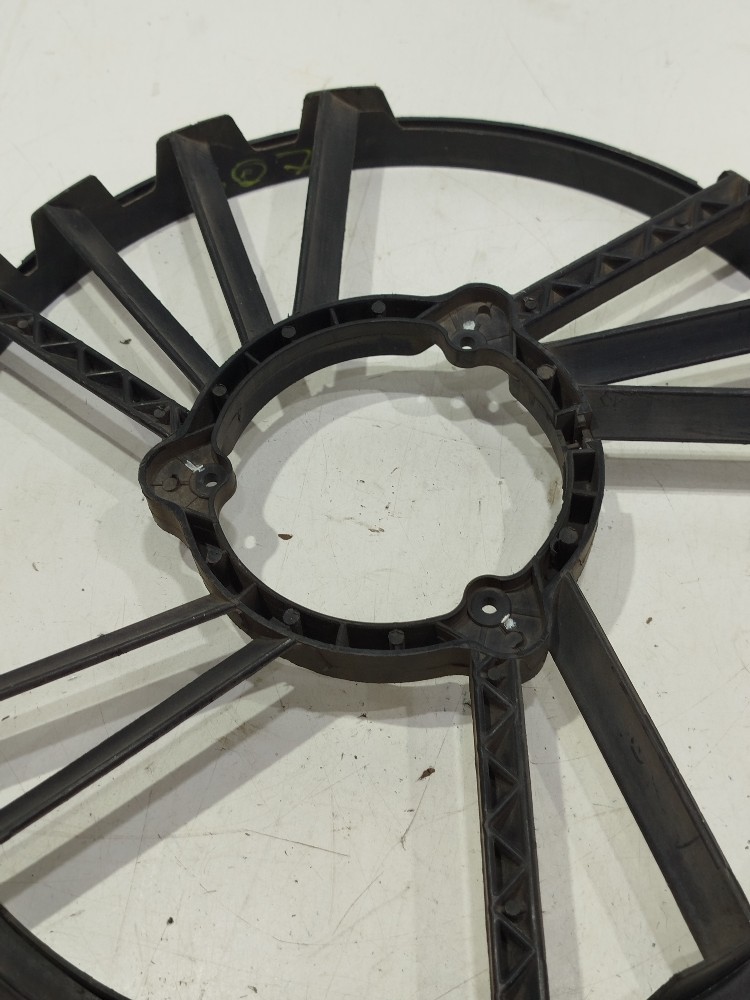 Defletor Ventoinha C4 Pallas 2012 8240483 1