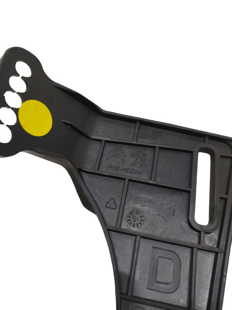 Suporte Interno Paralama Ld Direito Peugeot 2008 1.6 2018  Paralama 2