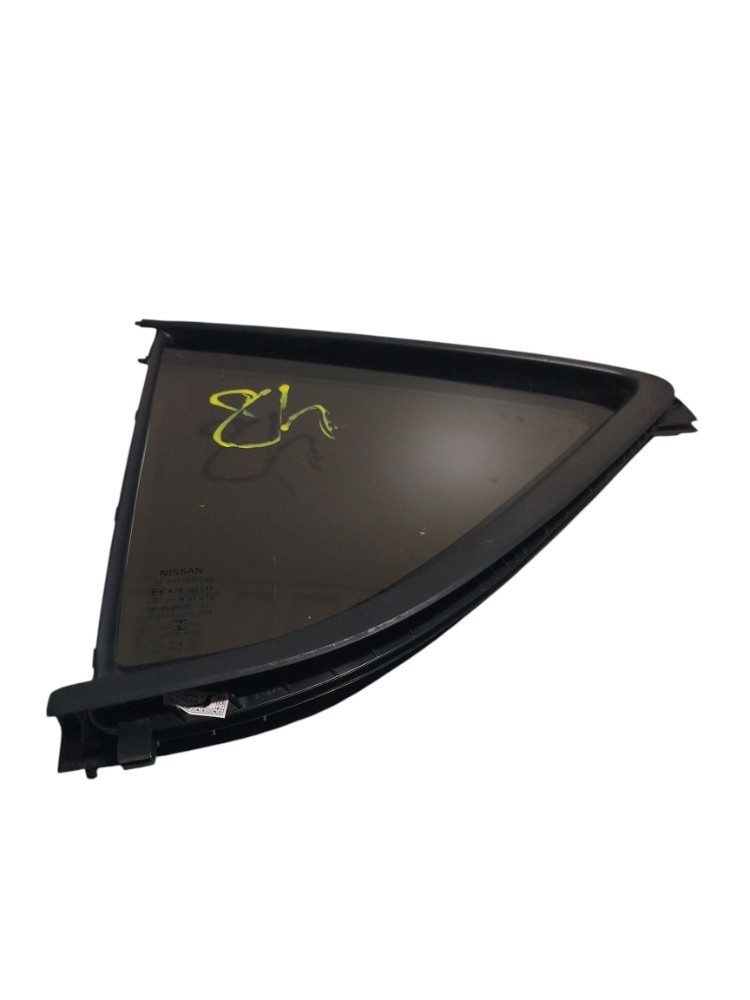 Vidro Fixo Porta Tras Esq Nissan Versa V-drive 2021 43r00048 2
