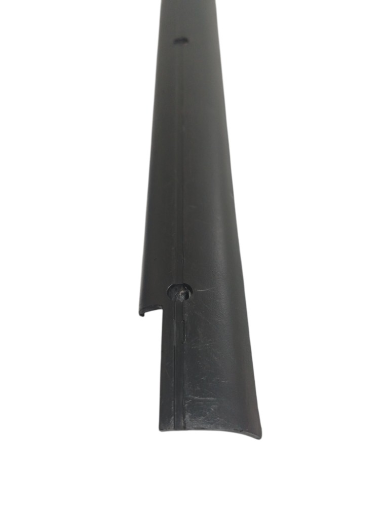 Soleira Porta Dianteira Direita Fiat Uno 1996 1819091 Preto 3