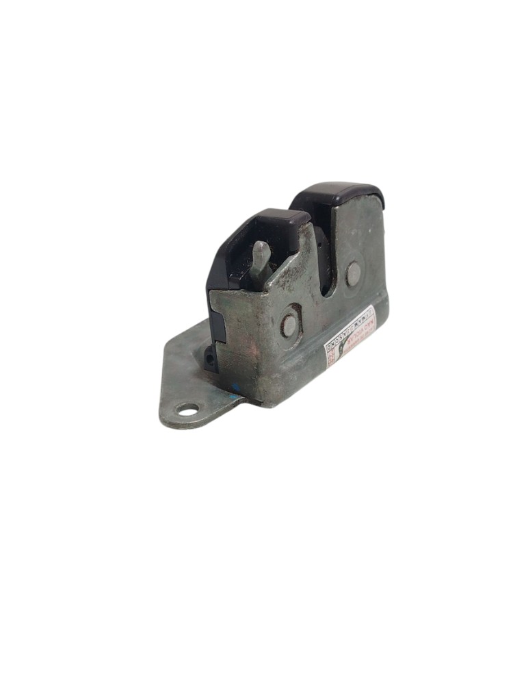 Fechadura tampa traseira Porta Malas Fiat Uno Vivace 2010 4