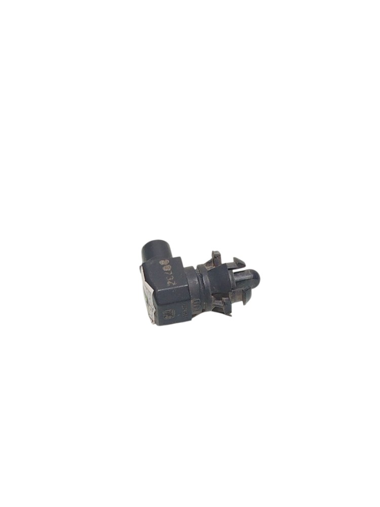 Sensor Temperatura Externa Gm Tracker 2023 13583411 Preto 8