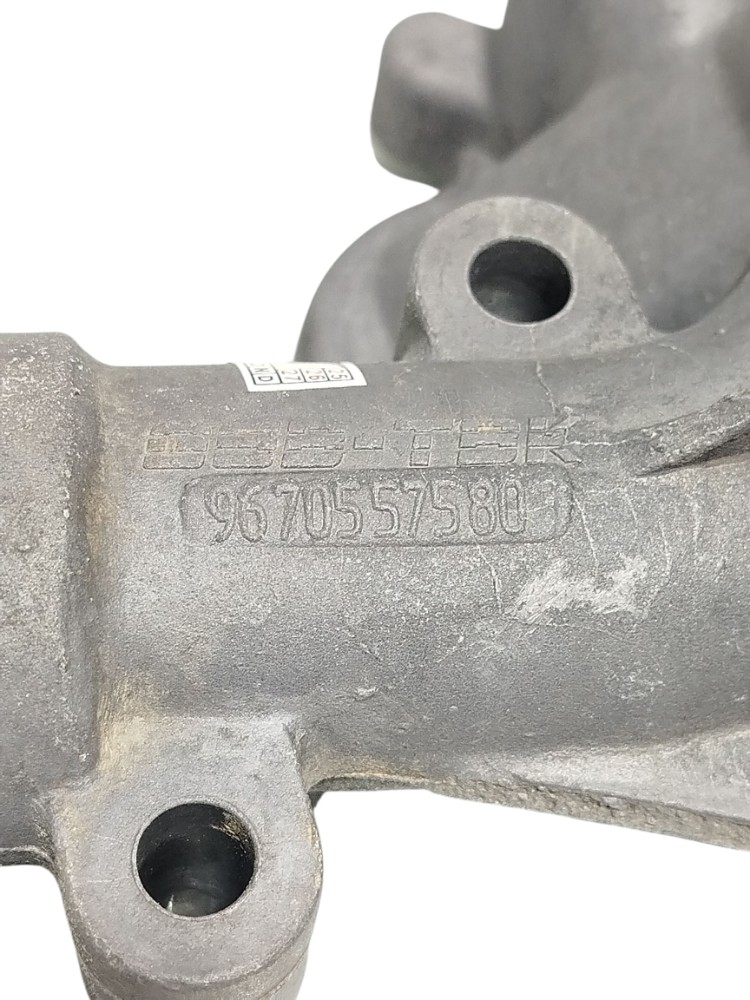 Carcaça Bomba Água Peugeot 307 2.0 2007  9670557580 6
