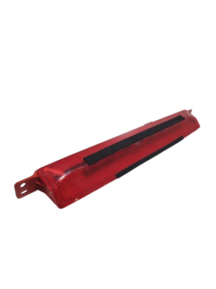 Break Light Gm Tracker Ltz 1.0 Turbo 2023 90155990 2
