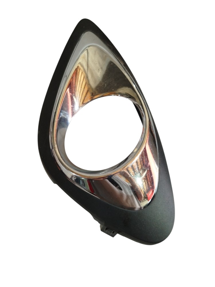 Moldura Farol Milha Lado Esquerdo March 1.0 2017 2