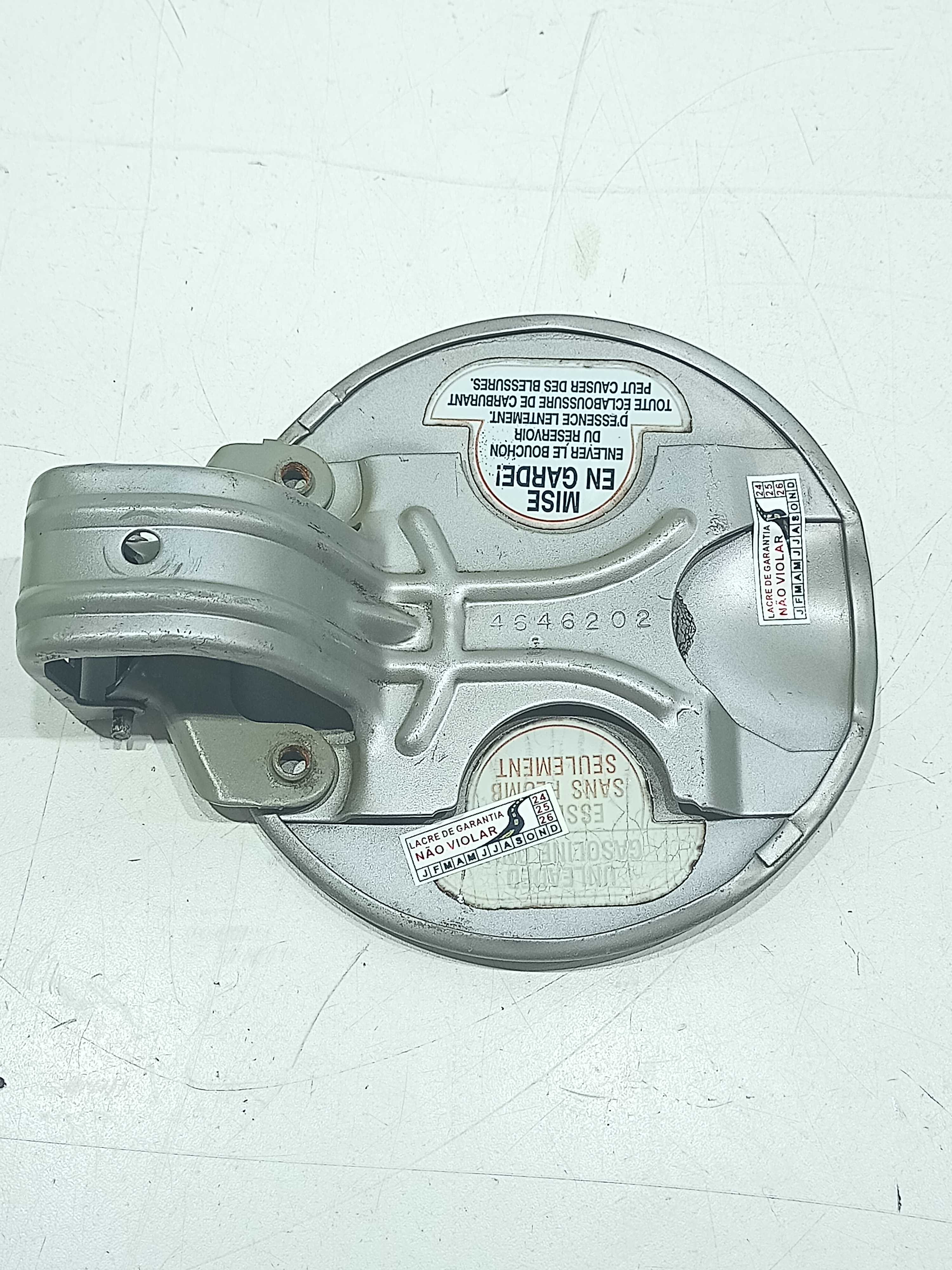 Tampa Portinhola Tanque Chrysler Stratus 1999 1