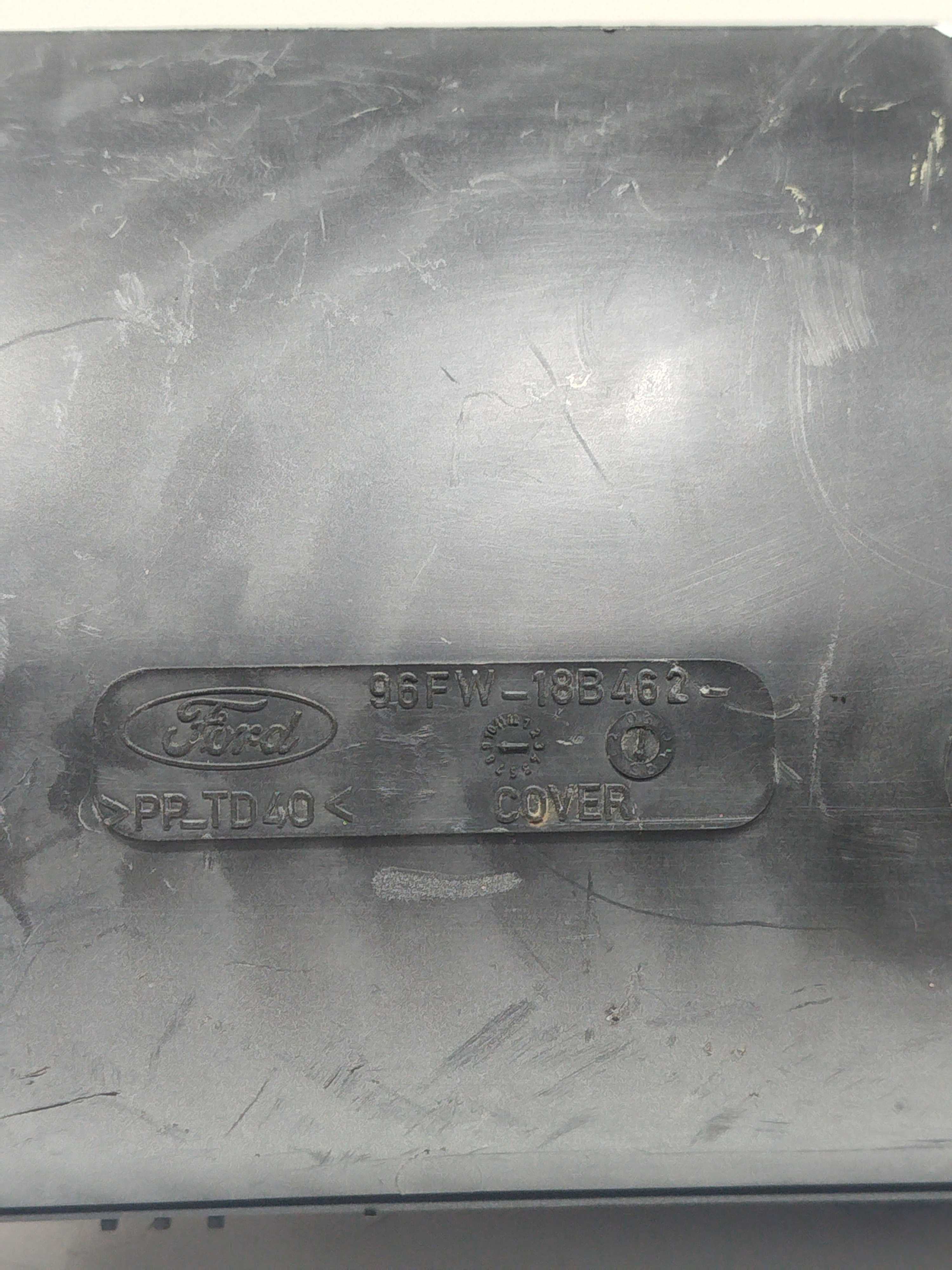 Tampa caixa filtro Ar Ford Fiesta 2000 96FW18B462 4