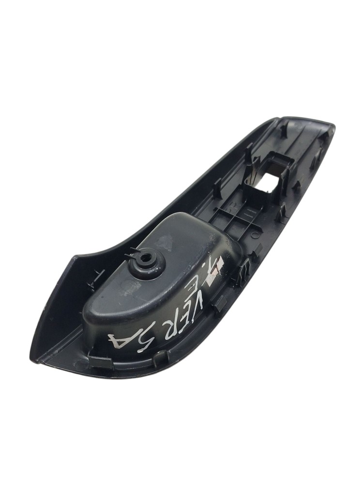 Moldura Botao Vidro Tras Esquerdo Nissan Versa 2012 6
