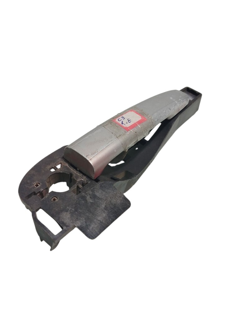 Maçaneta externa porta Tras esq Citroen C3 2003 a 2012 3