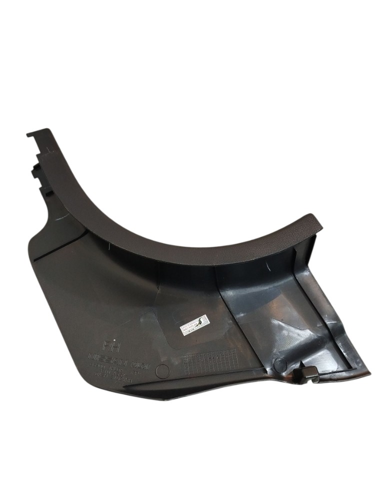 Soleira Acabamento Diant Direito Nissan Versa 1.6 2013 Preta 6