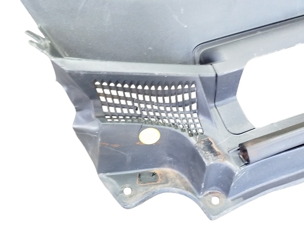Grade Churrasqueira Parabrisa Gm Spin 2015 Com Detalhe 3