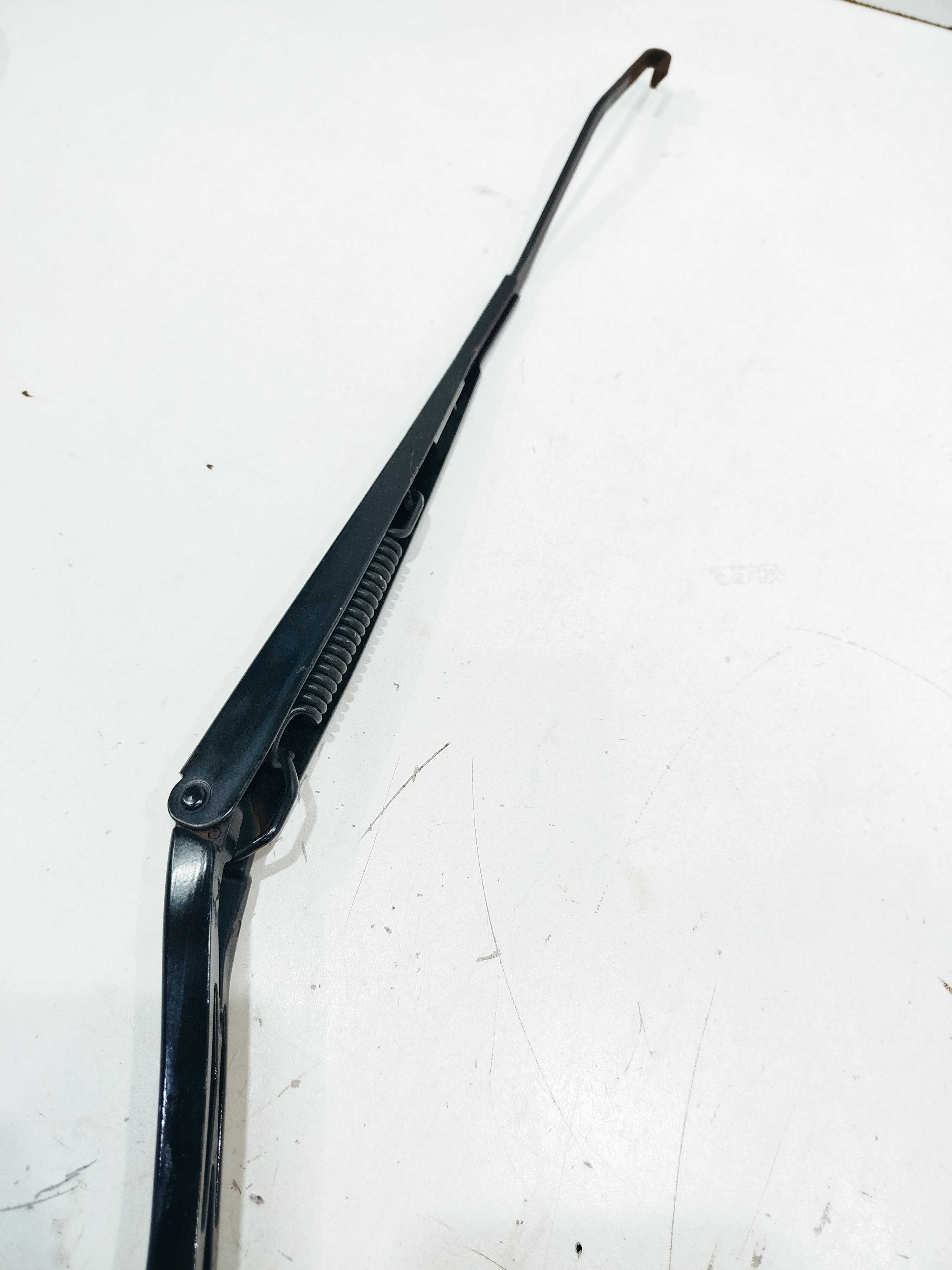 Braço Limpador Parabrisa Esq Nissan Versa V Drive 2020/21 3