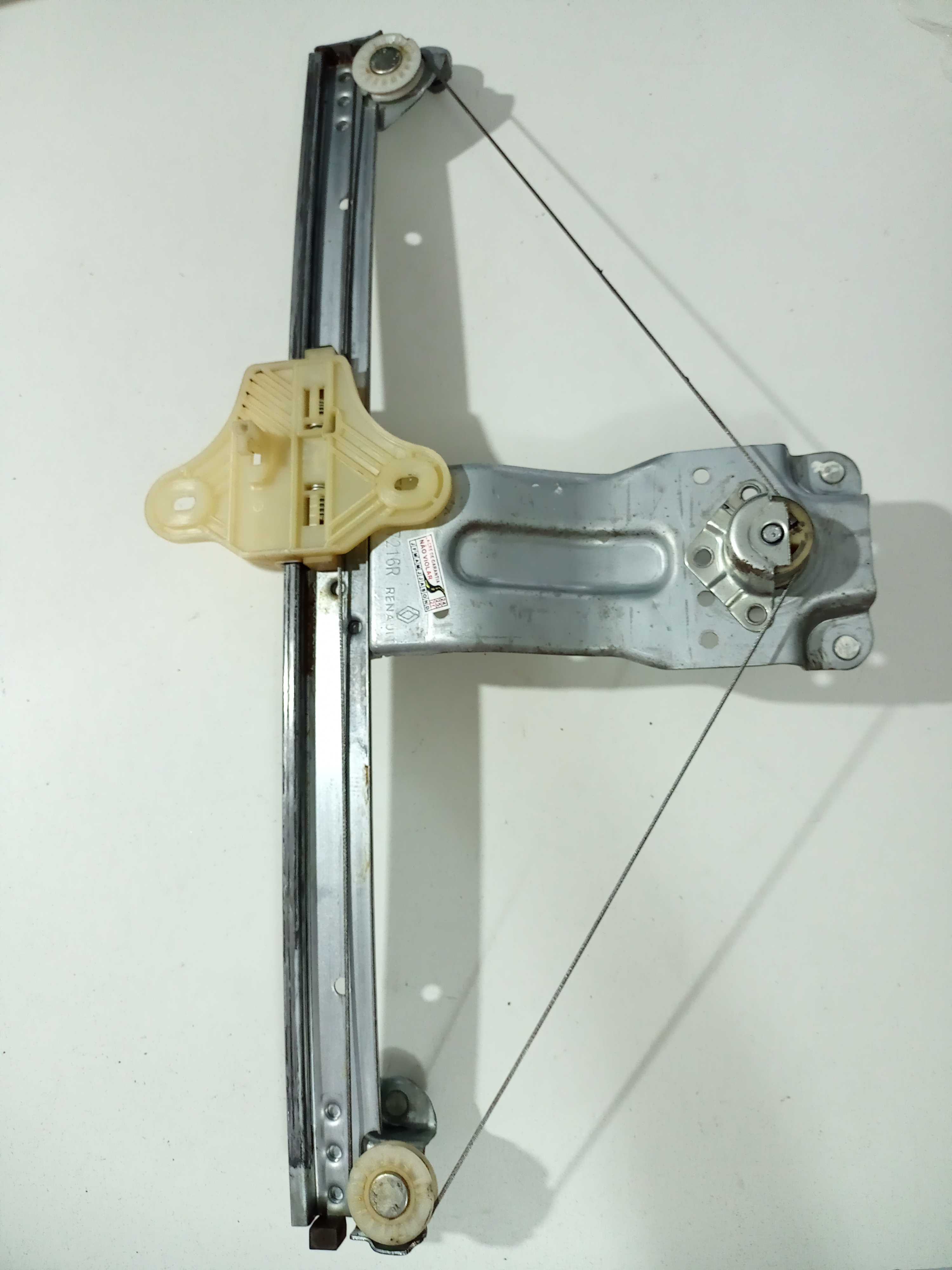 Máquina Vidro Porta Tras Esquerda Sandero 2016 E827217216r 1
