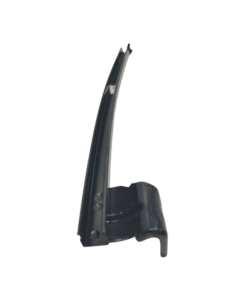Guia Canaleta Vidro Porta Diant Esq Nissan Versa 2020/21 5