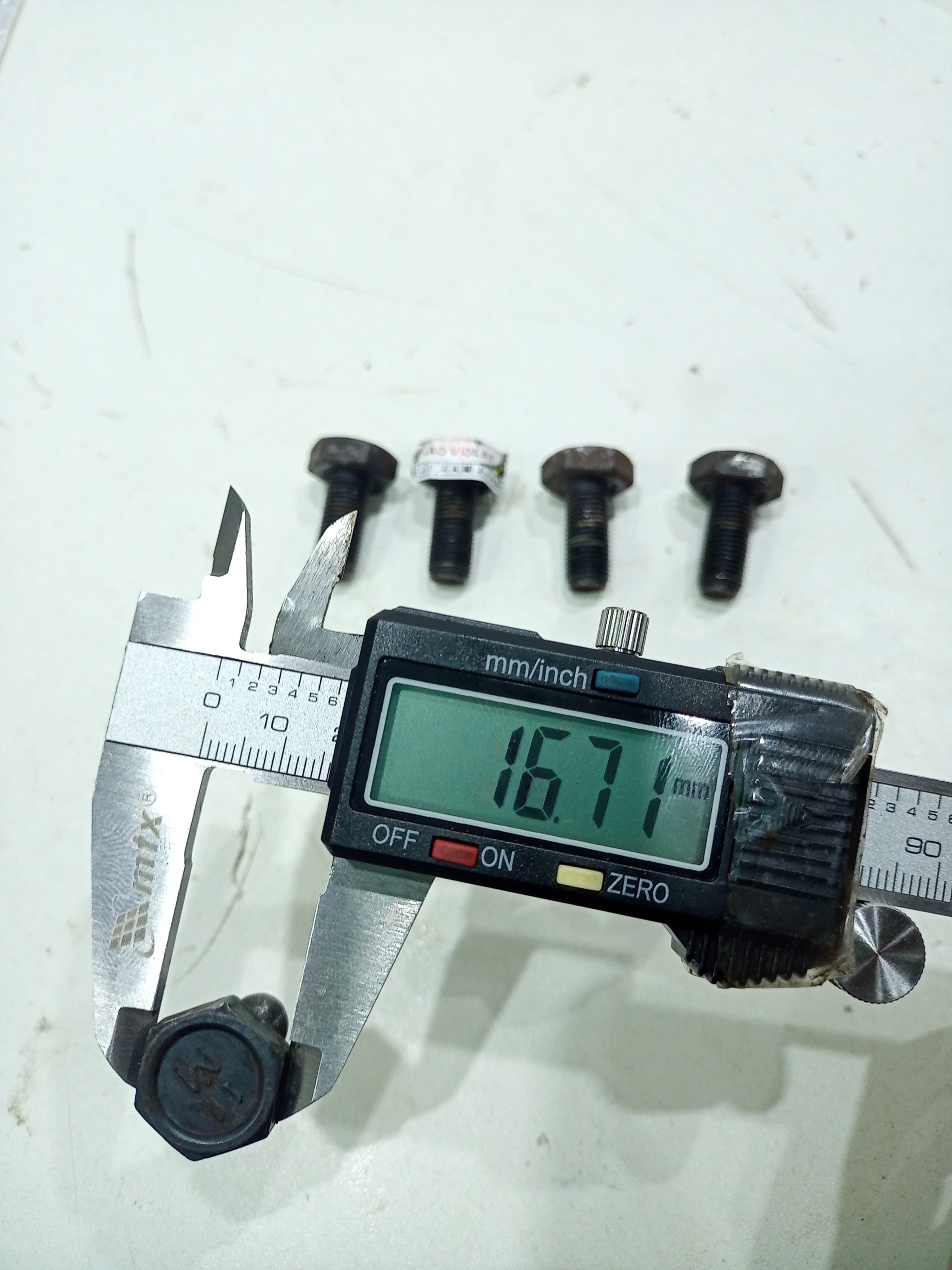 Parafuso Cremalheira Motor Renault Scenic 2.0 Rt 8v 1999 3