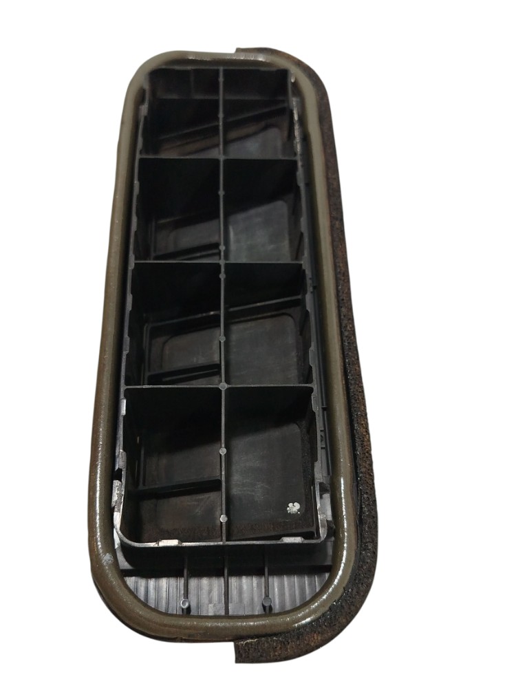 Difusor Saida Ar Tras Esq Nissan Versa 2013 6