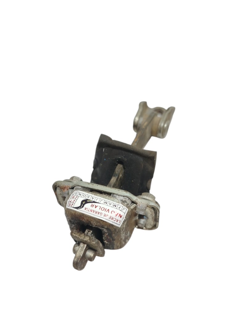 Limitador Porta Traseira Gm Celta 2001 6