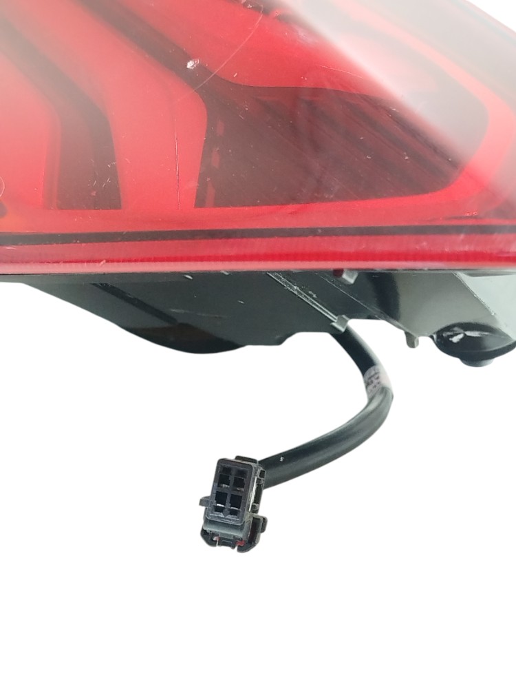 Lanterna Tampa Tras Esq Led Gm Tracker Ltz Turbo 2023 Detalh Esquerdo/motorista Acrílico 7