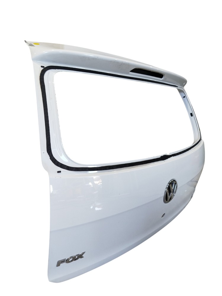 Tampa Traseira Porta-malas Fox 1.0 8v Flex Branco 2014 4