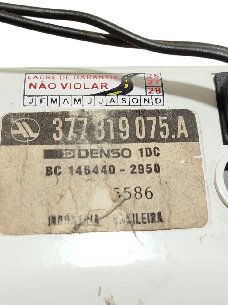 Moldura Comando Ar Volkswagen Gol 1000 1995 377819075A 2