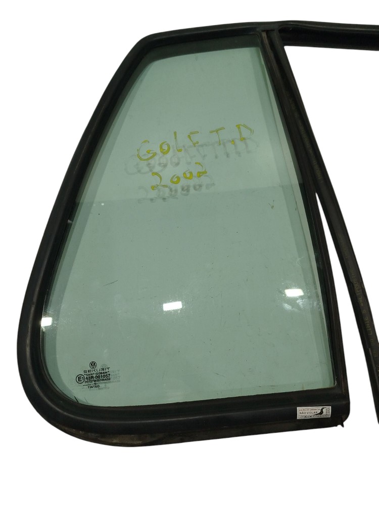 Vidro Fixo Traseiro Direito Golf 2002  43r001057 2