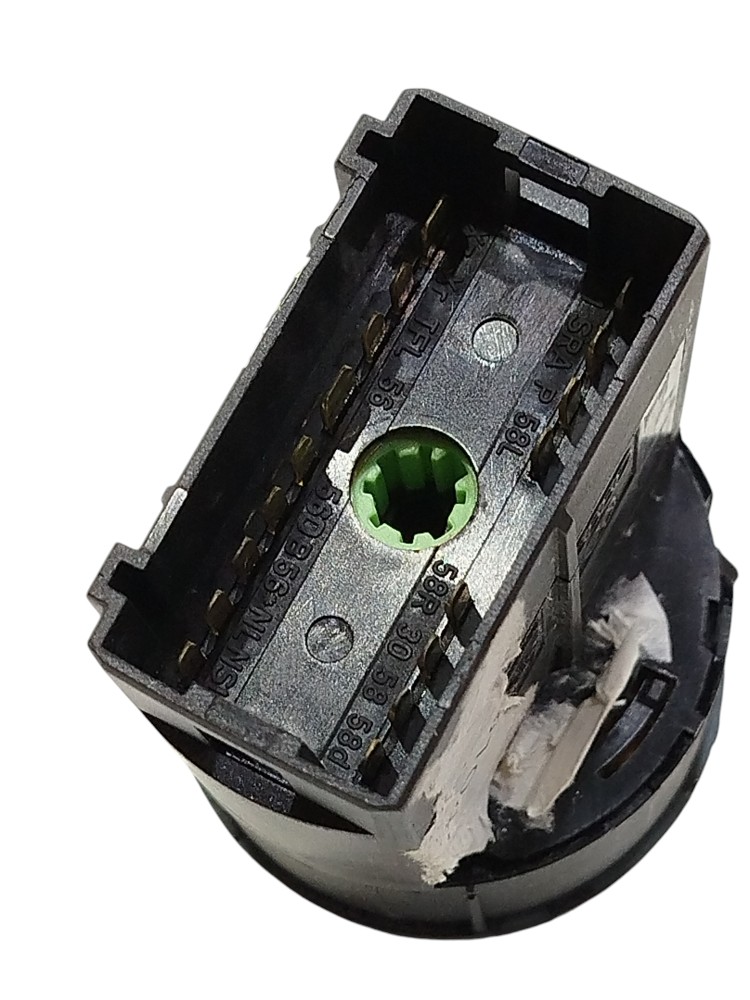 Botão Farol Interruptor Chave Milha Luz Fox 1.0 2014 3