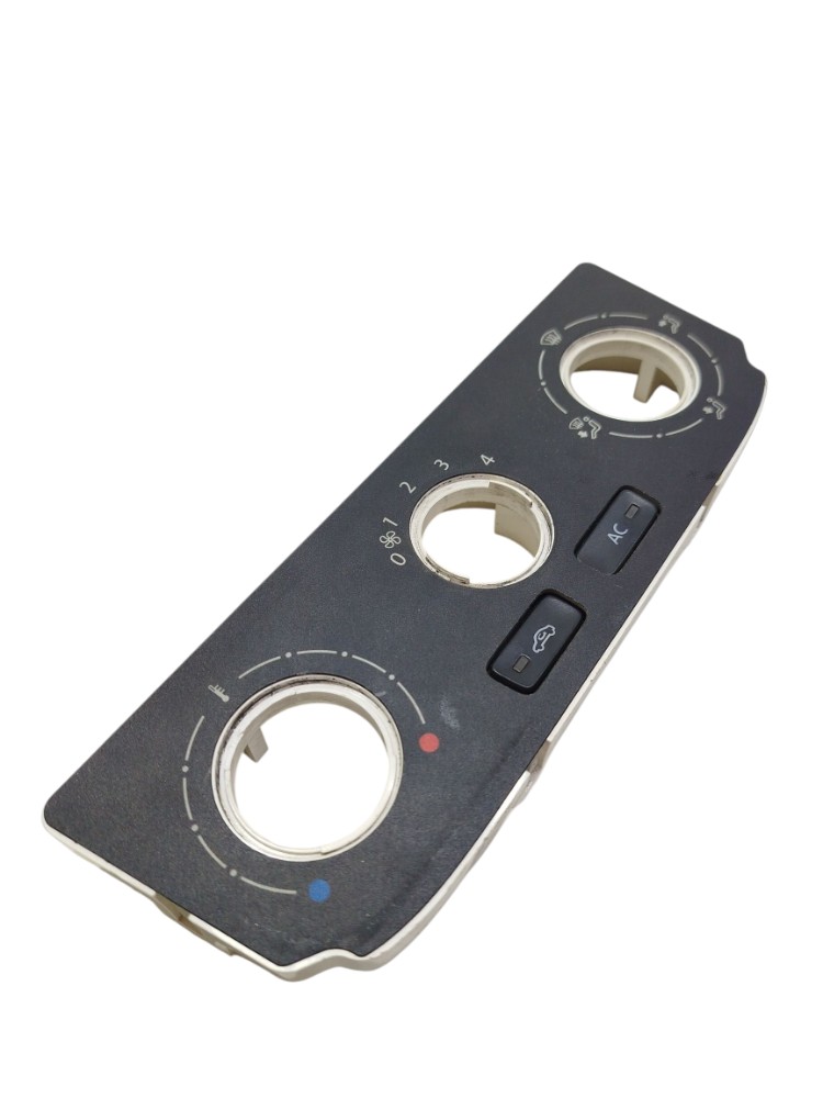 Moldura Comando Ar Condicionado Voyage 1.6 2015 3