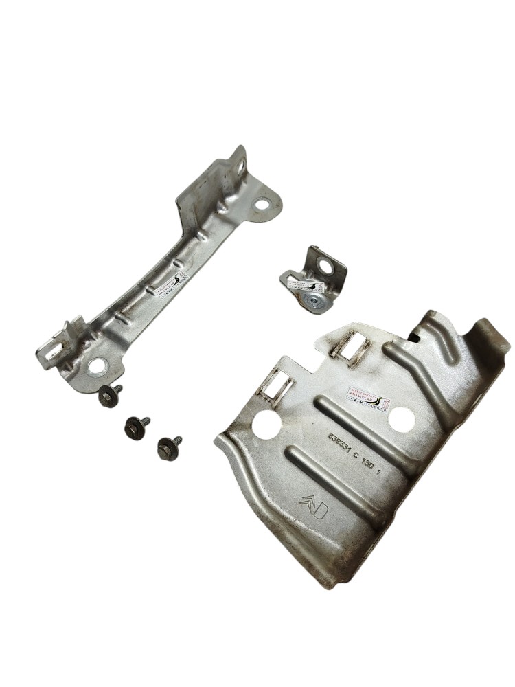 Suporte Inferior Paralama Dianteiro Direito C4 Picasso 2012 2