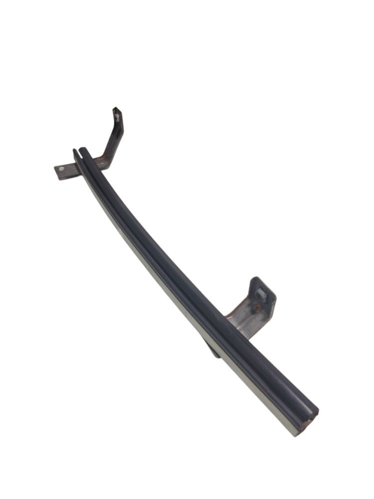 Guia Canaleta Vidro Diant Esq Nissan Versa Sl 2013 3