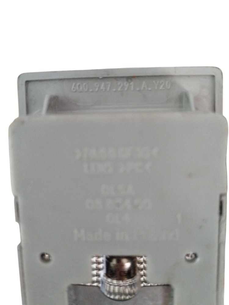 Luz Teto Cortesia Voyage 1.6 2018 6q947291ay20 4
