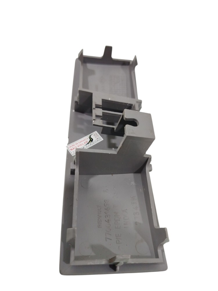 Moldura Tampa Buraco Rádio Renault Clio 2005