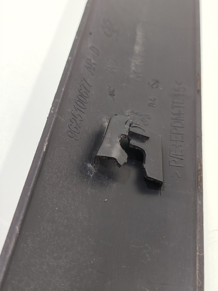 Friso Porta Tras Direita Peugeot 206 2005 Preta 9