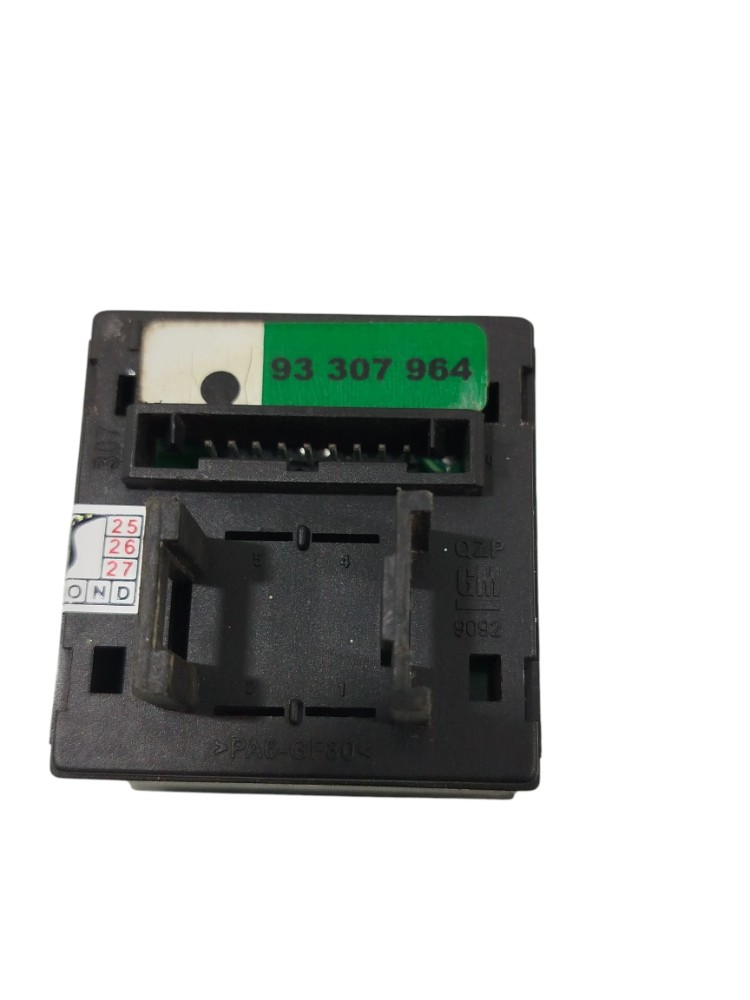 Botão alerta pisca trava gm vectra 2006 a 2012 6