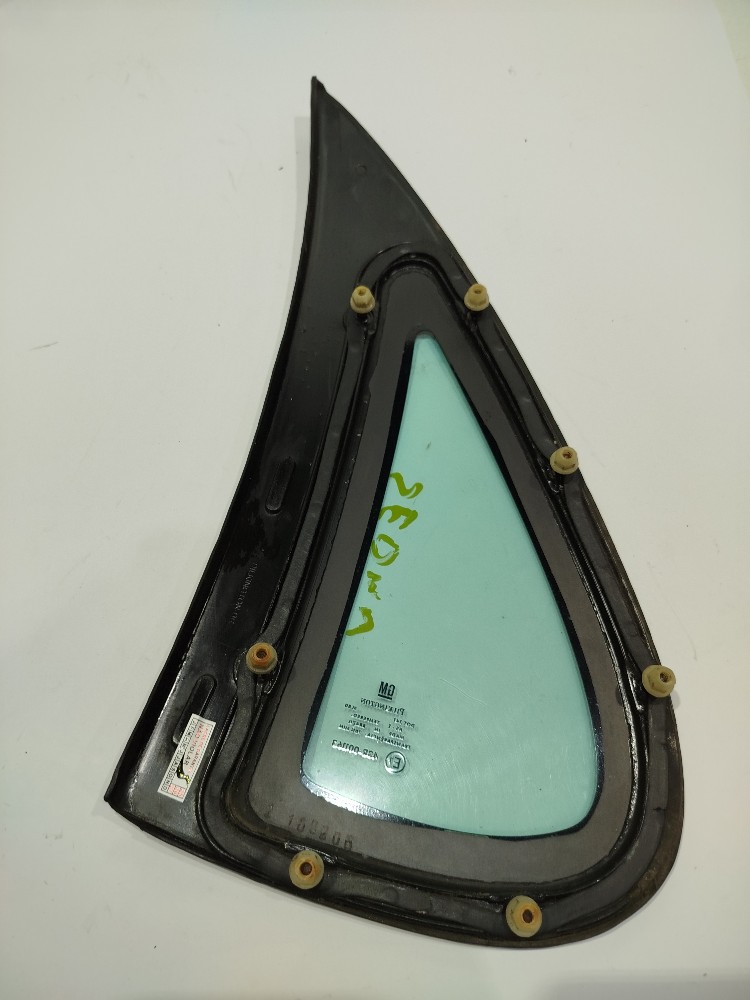 Vidro Fixo Tras Direito Passageiro Corsa Sedan 2002 4