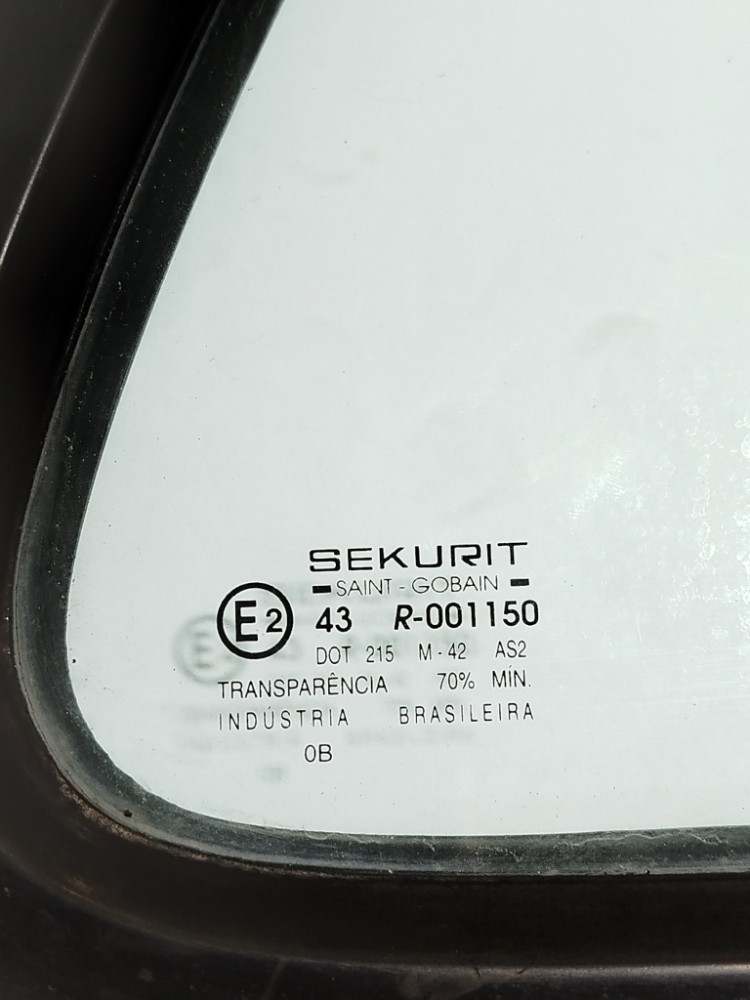 Vidro Fixo Traseiro Direito Passageiro Fiat Uno 2010 4 Porta 2