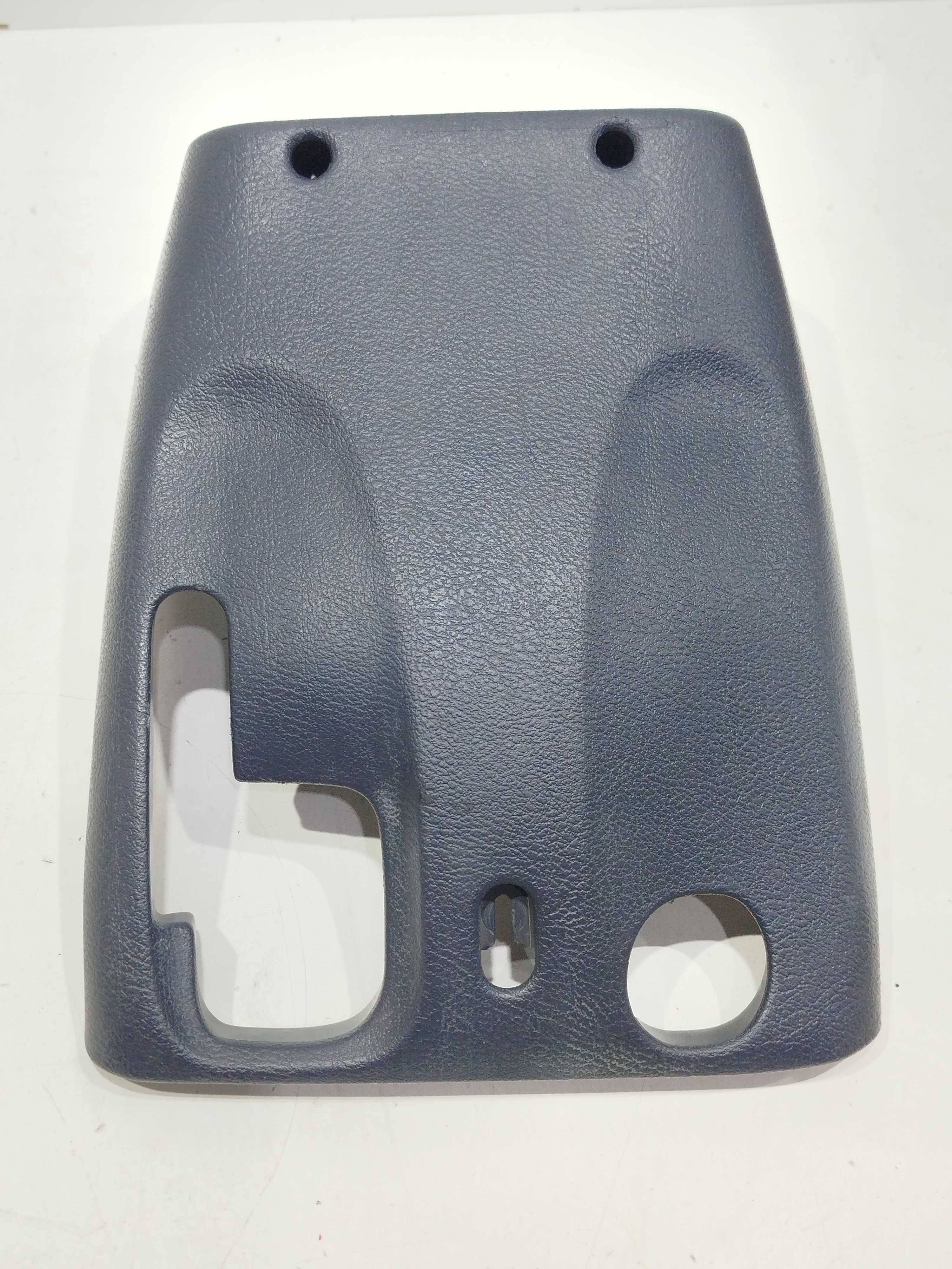 Moldura Inferior Painel Coluna Dir Clio 2004 1