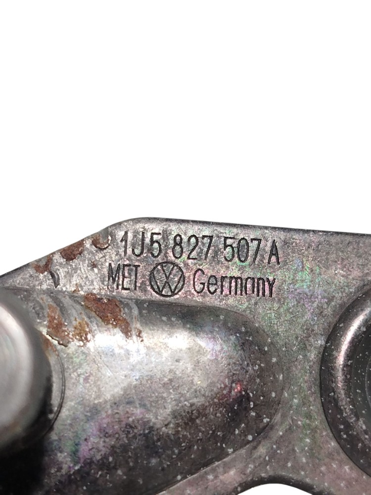 Batente Fechadura Tampa Traseira Vw Voyage 2022 1j5827507a 3