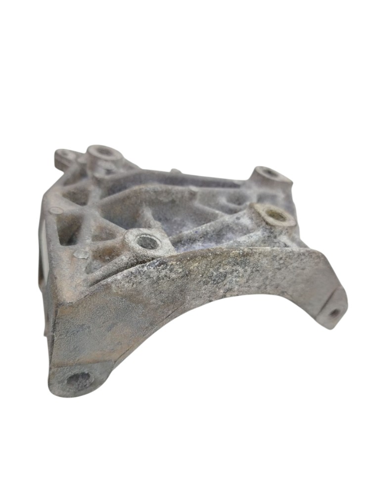 Suporte Alternador Renault Clio 2006 7