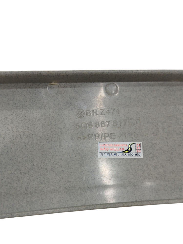 Acabamento Plataforma Traseira Polo 2003 6q6867617c 5