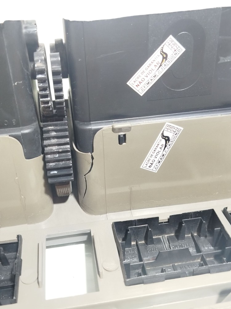 Moldura difusor Ar central Gol Parati 1999 a 05 377857040A 7