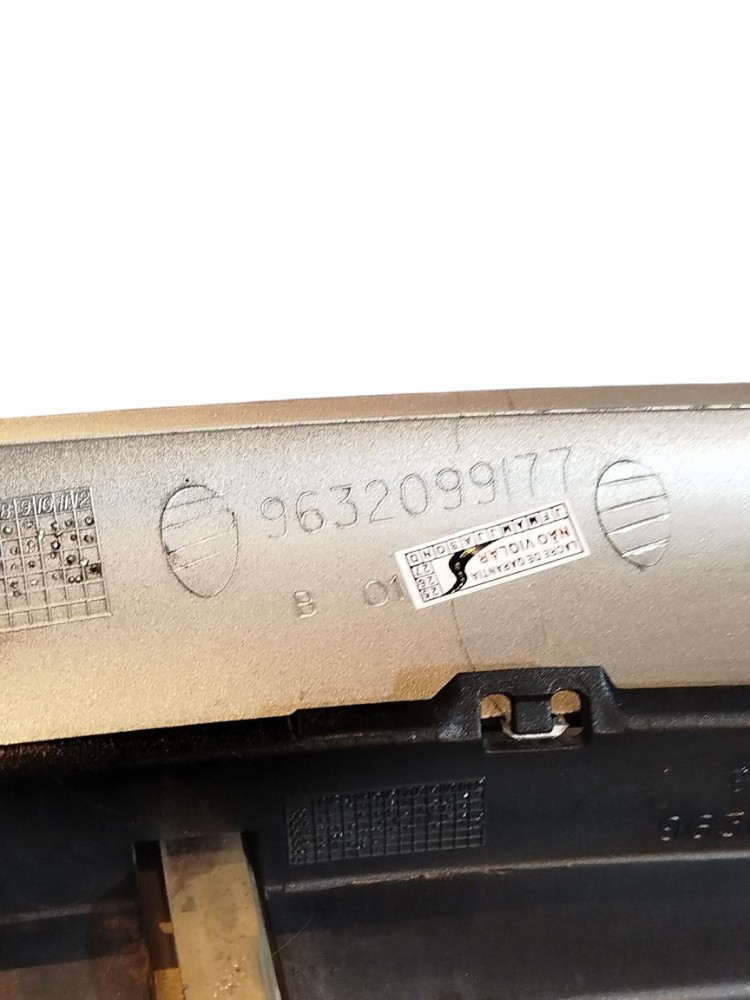 Grade Dianteirq Citroën Xsara Picasso 2004 9632099177 10