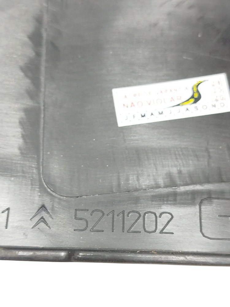 Moldura Inferior Ld Esq C4 Picasso Glx 2.0 16v 2012 Gasolina 4