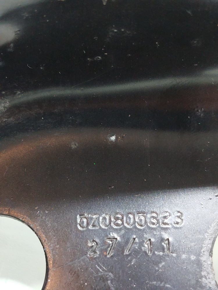 Suporte Farol Esquerdo Motorista Vw Fox 2010 A 2014 4