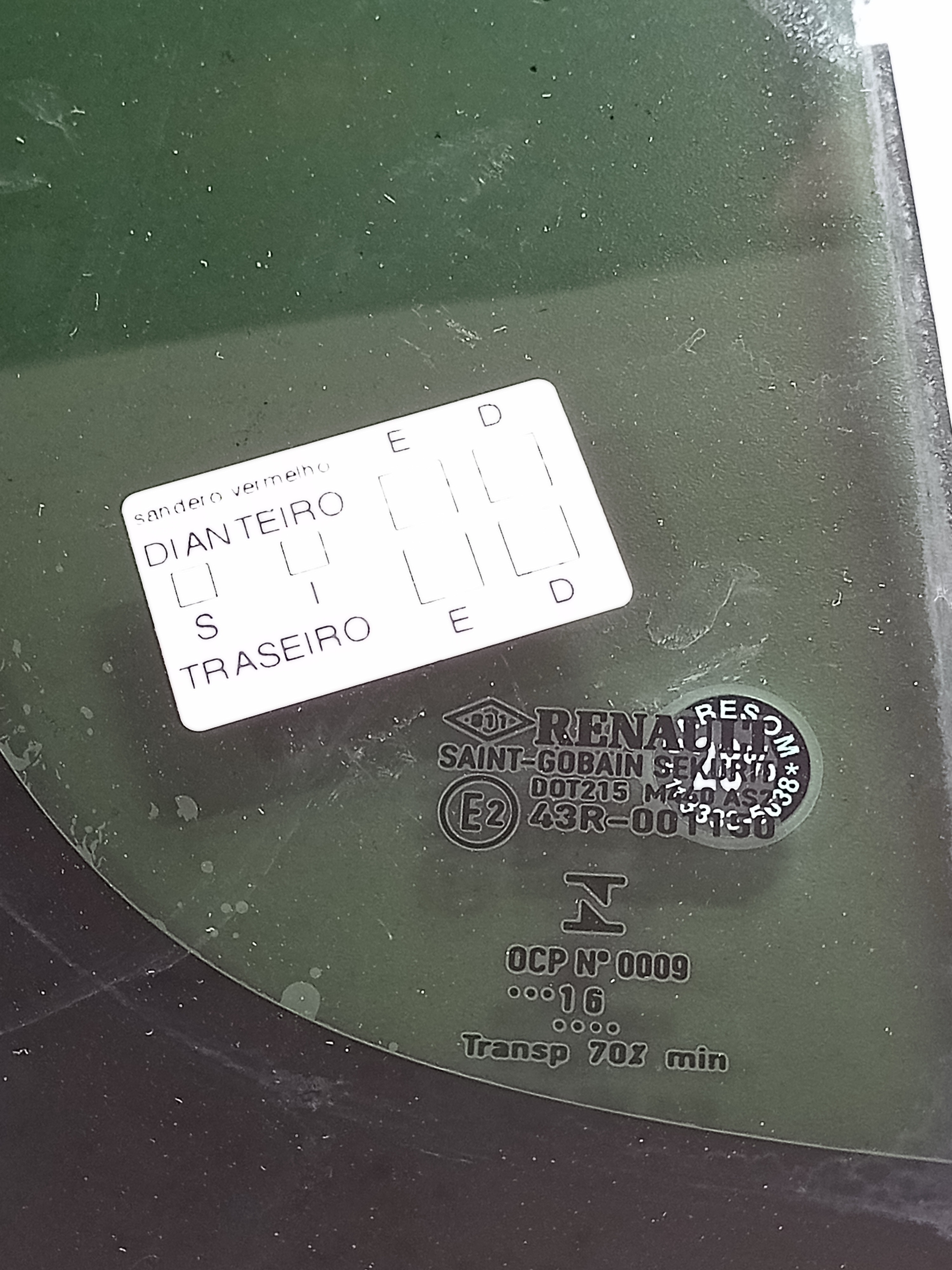 Vidro Fixo Porta Traseira Direita Sandero 2016 001150 3