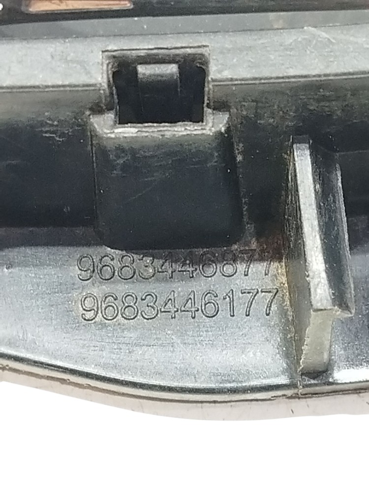 Maçaneta Interna DE Motorista Citroen C3 2013 a 2019 6