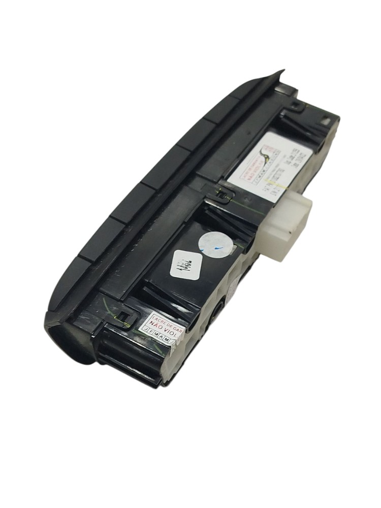 Moldura Central Botoes Fiat Strada End 1.4 2022 01002707760 5
