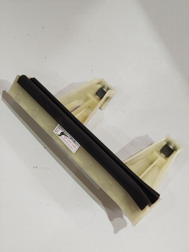 Guia Vidro Traseiro Direito C4 Picasso Glx 2.0 16v 2012 7